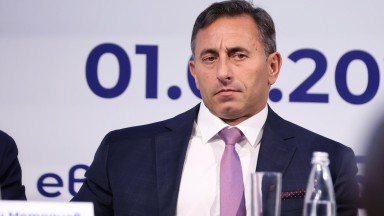 КС образува дело за правомощията на особения управител на "Лукойл"