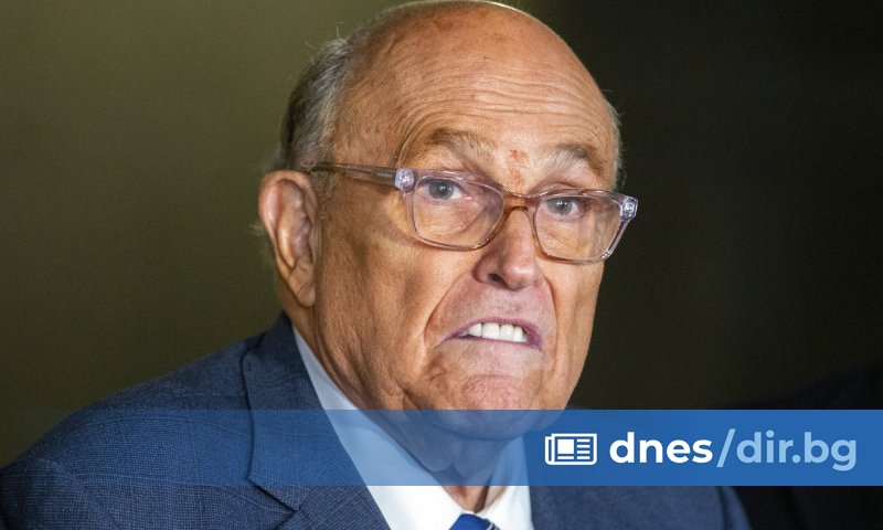 ТръмпСлед присъда за $148 милиона: Руди Джулиани иска да бъде