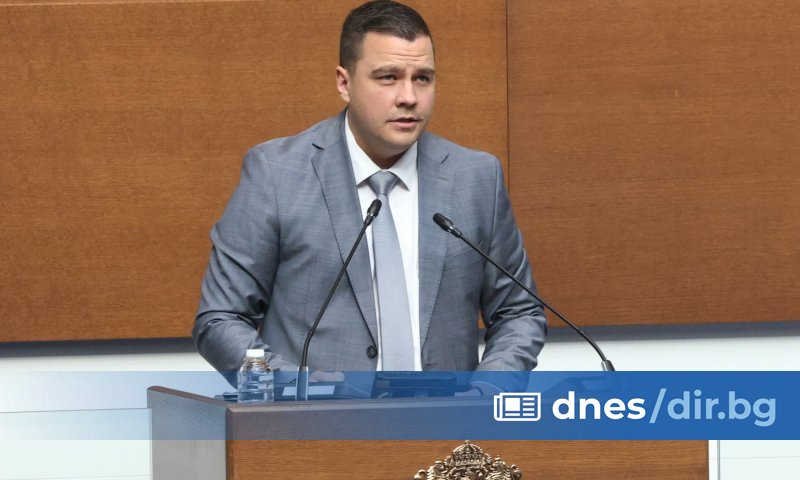 ПарламентътПП-ДБ: ГЕРБ се превърнаха в пиар агенция на Новото началоГЕРБ: