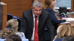 БСП: Безсмислените вотове на недоверие блокират работата на парламента