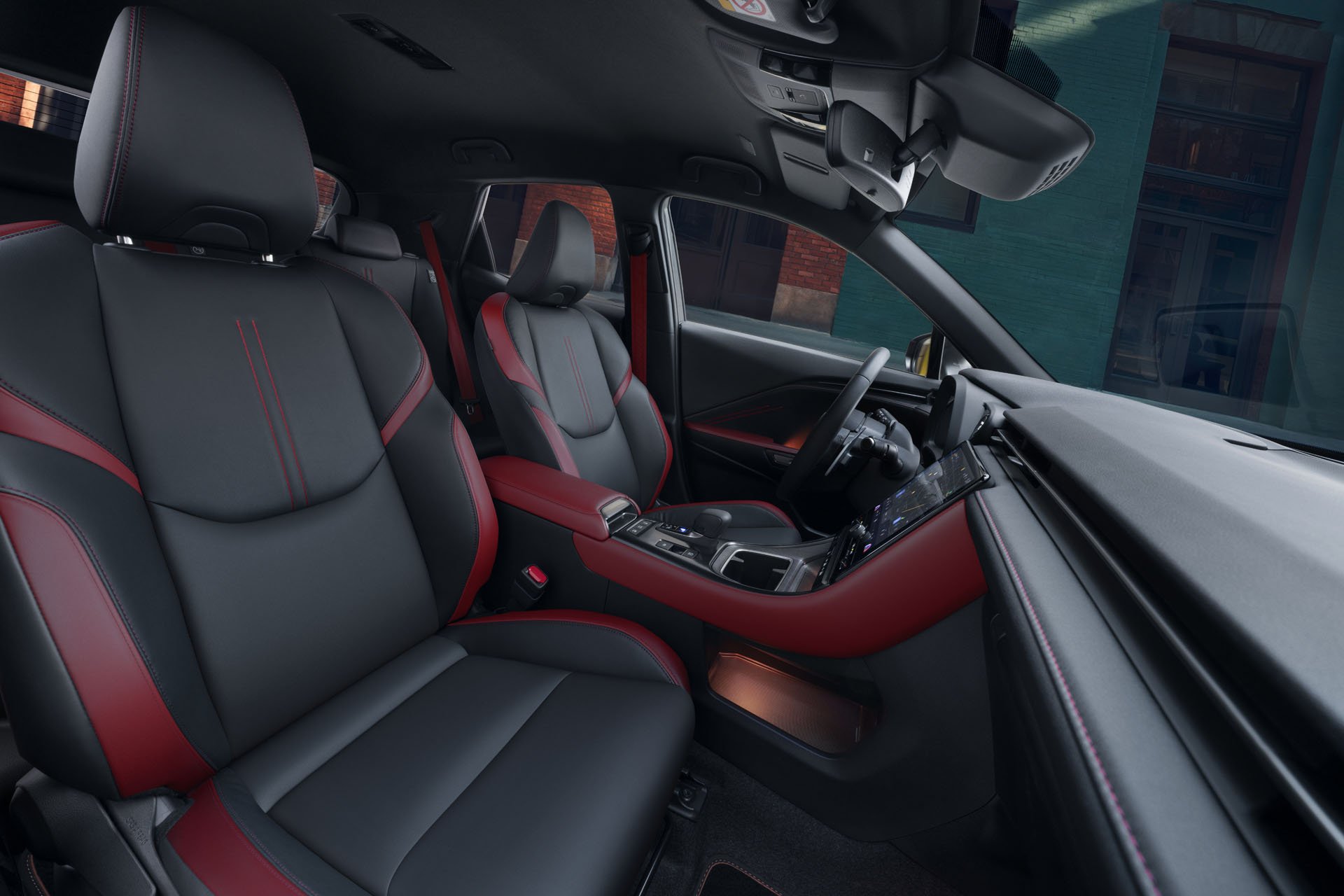 Lexus LBX Vibrant Edition