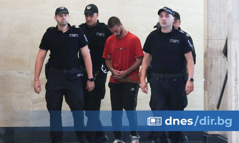 Обвиненият за инцидента с трамвай №22 Даниел Терзиев ще остане за