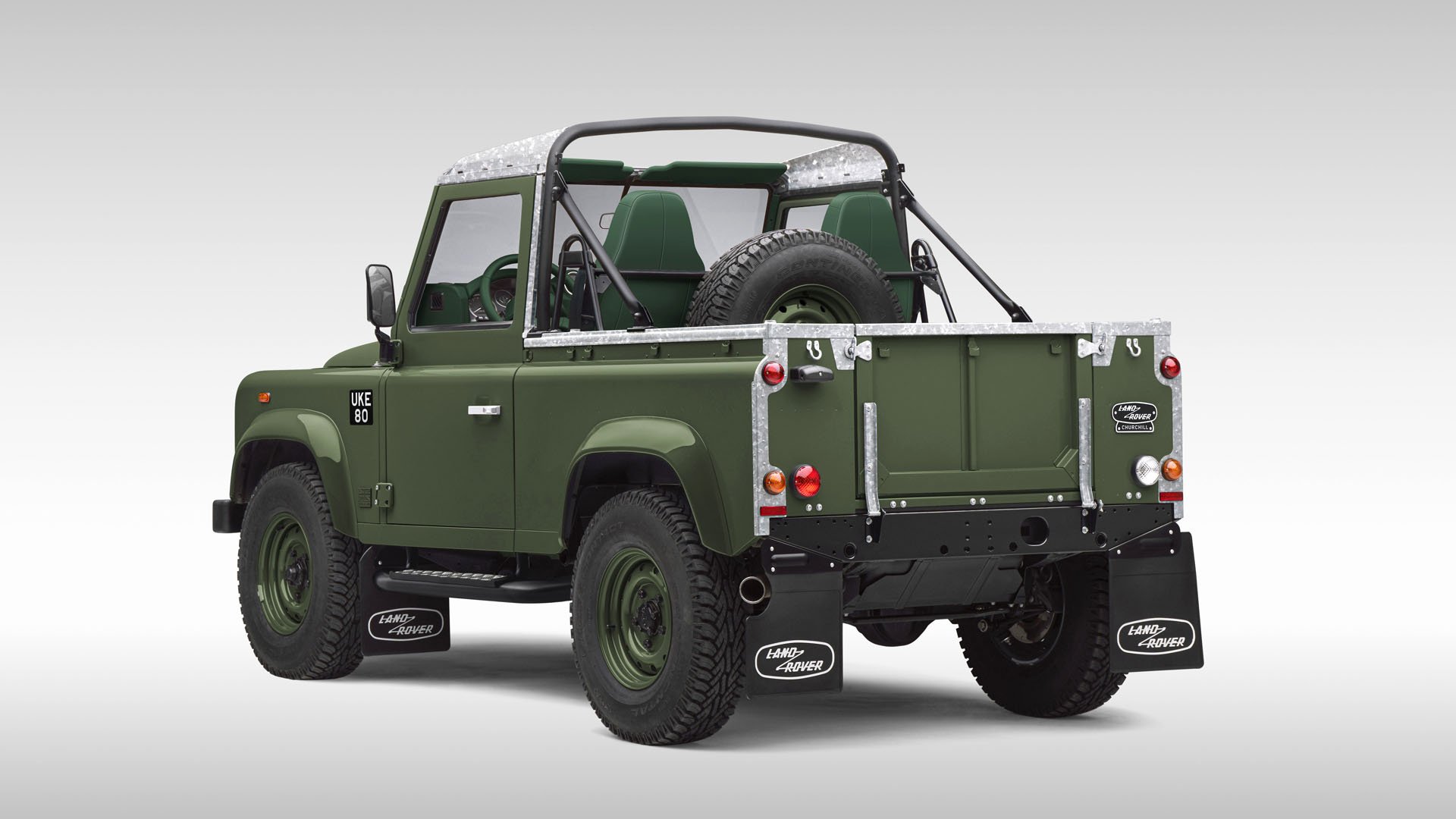 Land Rover Defender V8 Churchill Edition 90 Soft Top