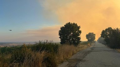 Пожарът в Национален парк Рила е ограничен от всички страни