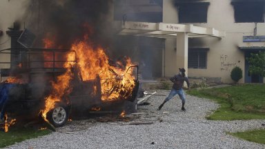 В стратегическия разположения между Китай и Индия въведената забрана на социалните