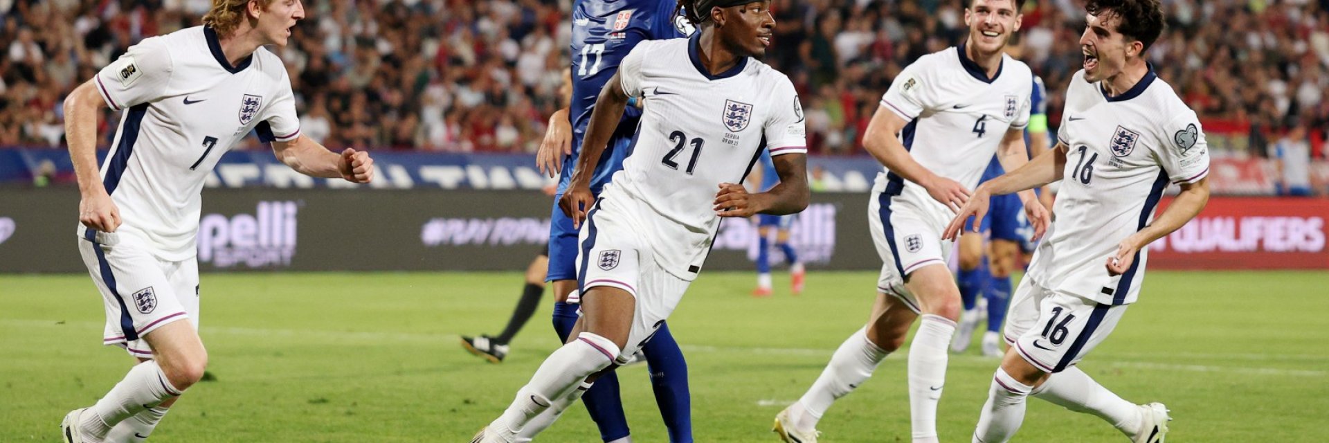 Англия разгроми Белград с голове, а ВАР спаси Франция от издънка (обзор)