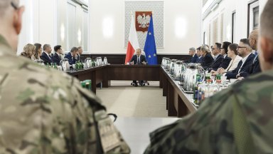 Полша задейства член 4 от Северноатлантическия договор обяви премиерът Доналд