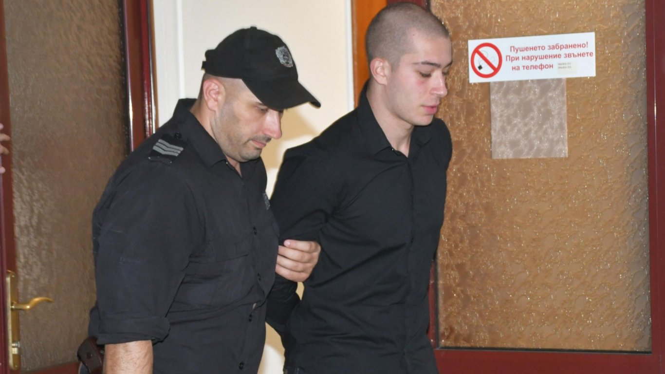 И втората кръвна проба на 18-годишния Никола Бургазлиев показа наличие на наркотици