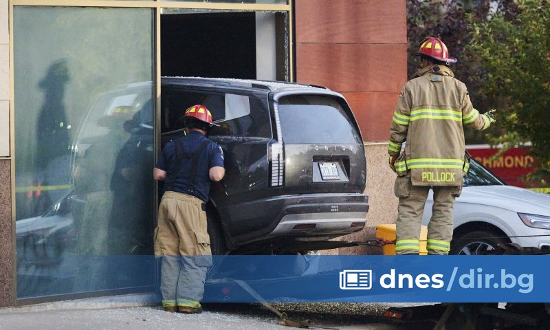 Малко дете загина, след като SUV се вряза през прозореца