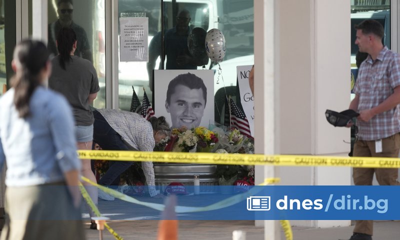 Над 8 часа след стрелецът е все още на свобода,