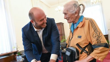 90 годишната Янка Ушколова запазва жилището си в столичния кв Редута