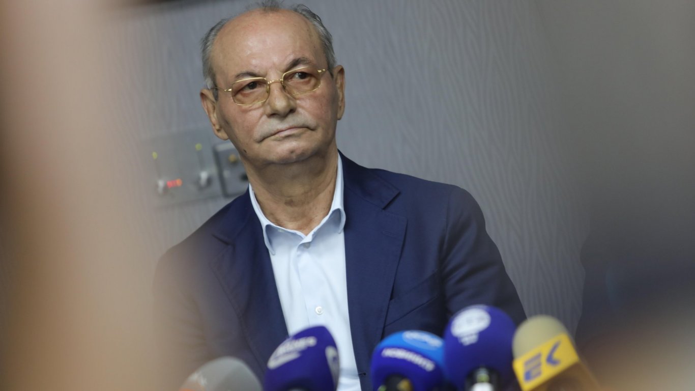 Ахмед Доган обяви създаването на нова партия