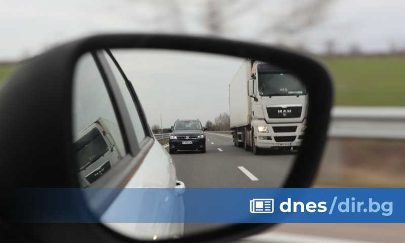 Временно движението от 375 до 376 километър по път I-1