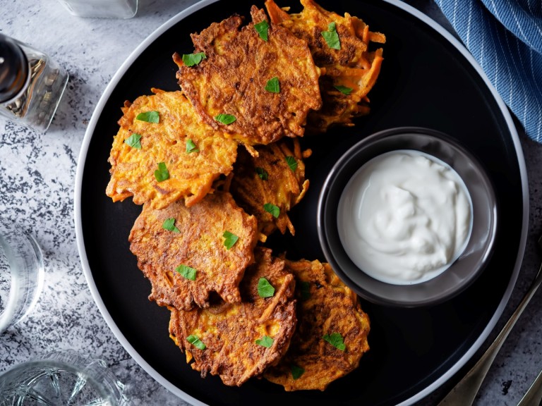 Хрупкави кюфтенца от сладки картофи