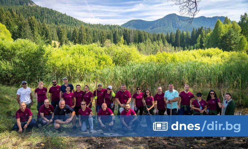 Служители на Девин ЕАД взеха участие в доброволческата акция в