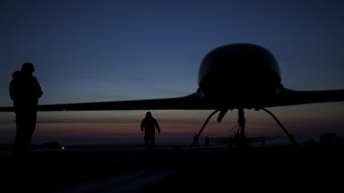 Бойци от ГРУ на Министерството на отбраната и Силите за