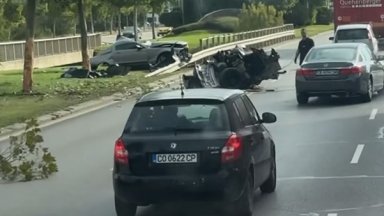 Шофьор е загинал в катастрофа на столичния булевард Ботевградско шосе в