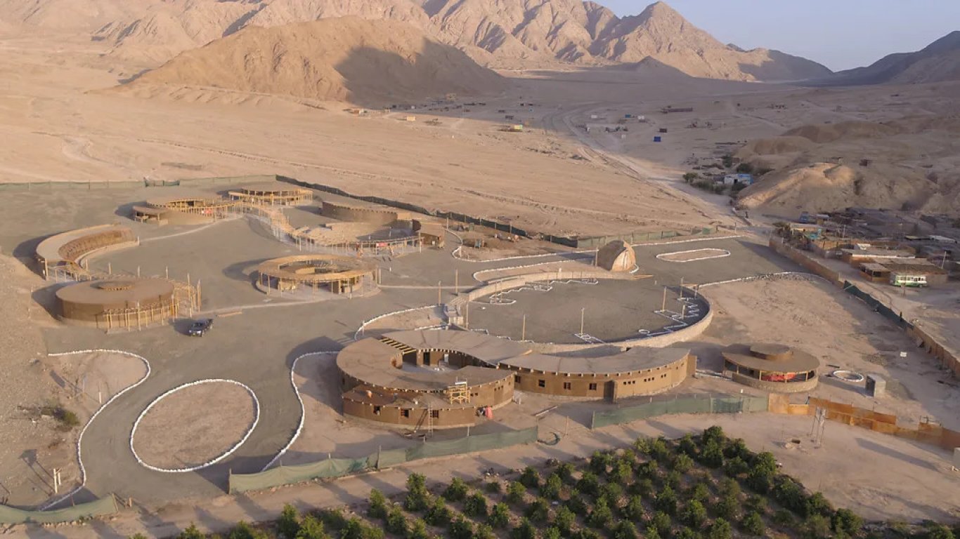 Пустинен град пренаписва историята на Америките