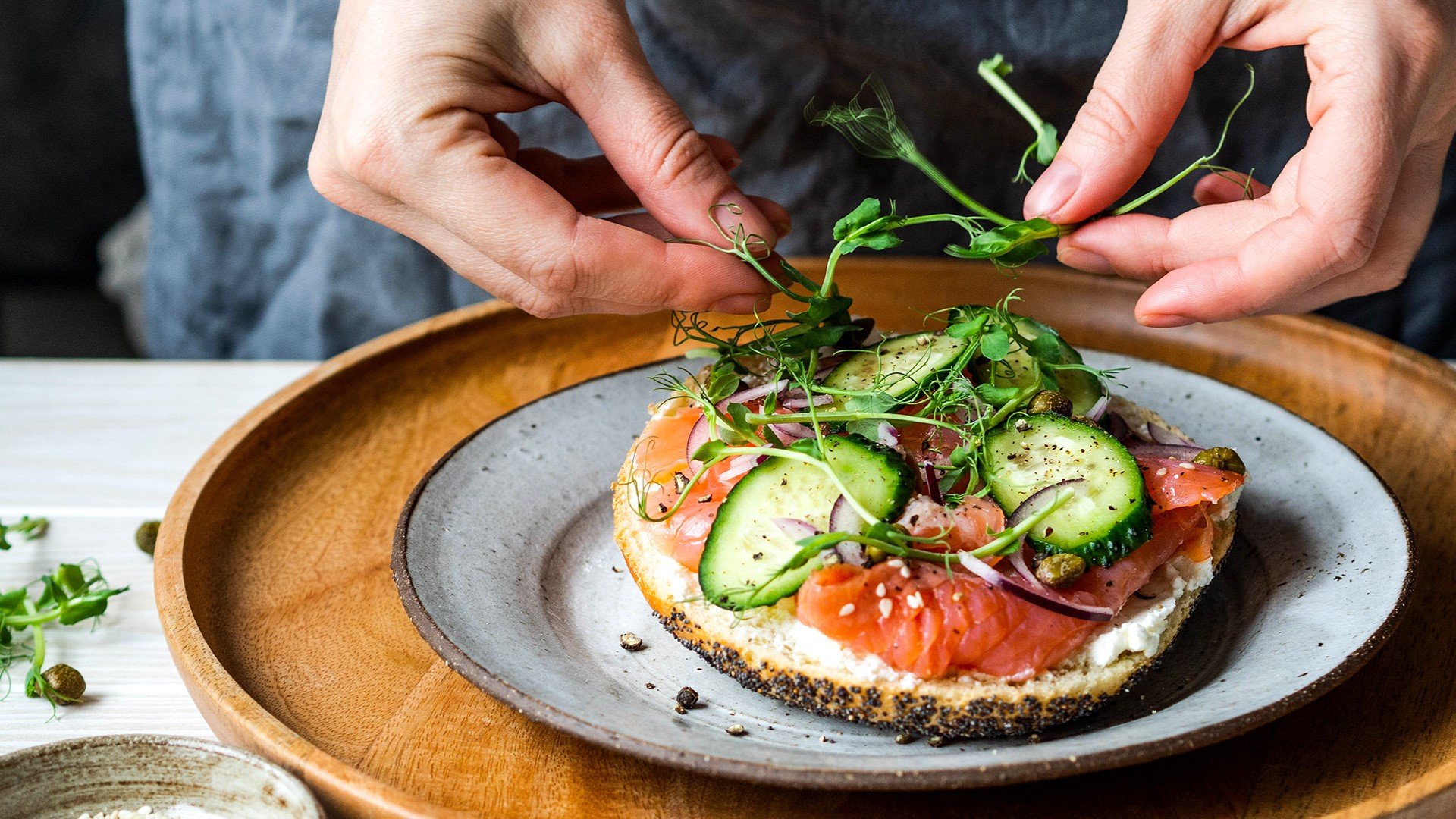 Сандвичите с риба са полезни и неустоими