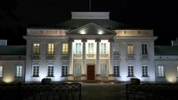 Загубени в превода: Украинец пуснал дрона във Варшава, полски Ф-16 ударил пенсионерската къща