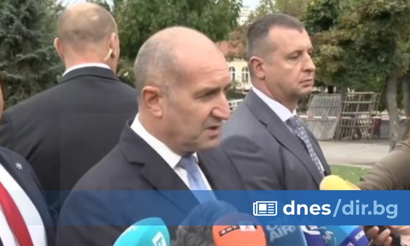 Президентът РадевНа живо дебатите по вота: Опозицията - идете си,