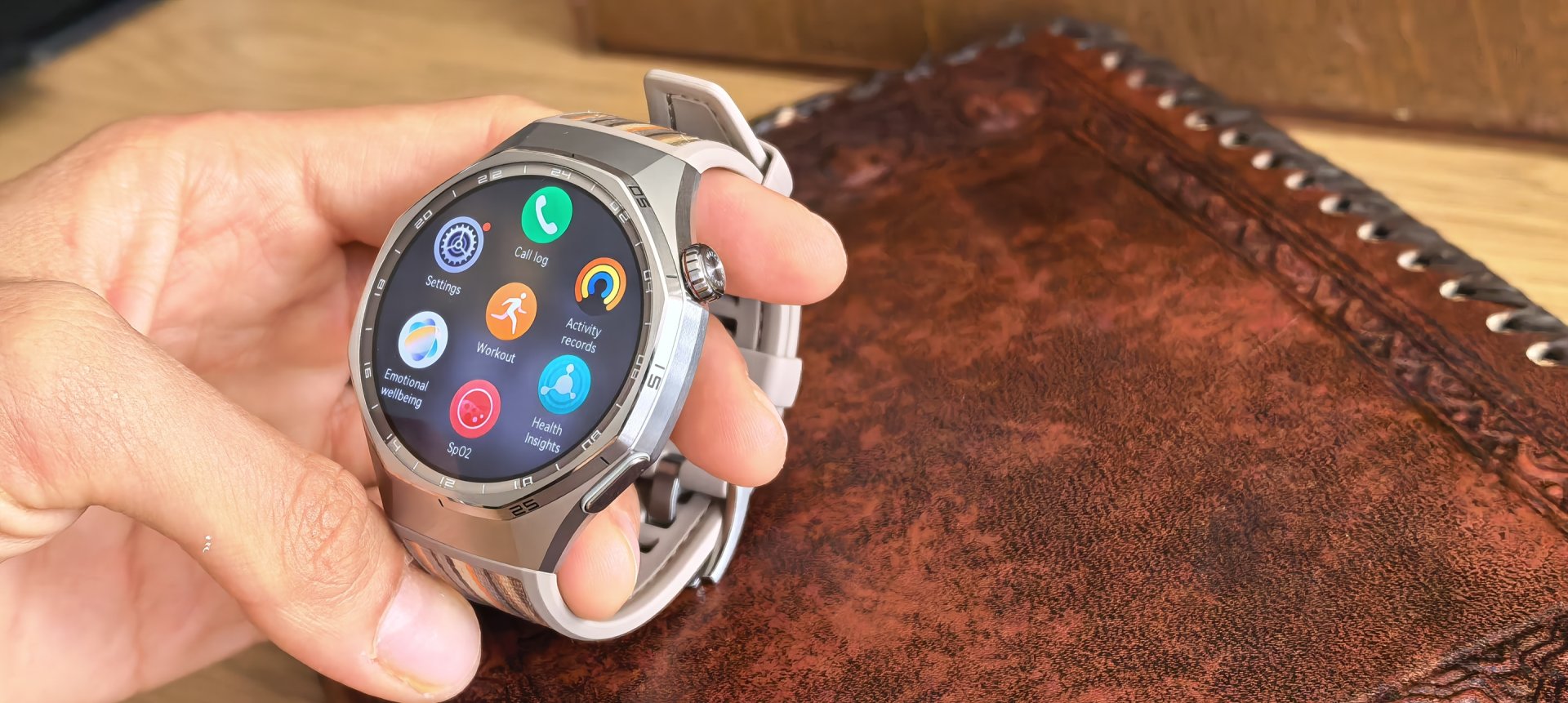 Huawei Watch 6 GT Pro