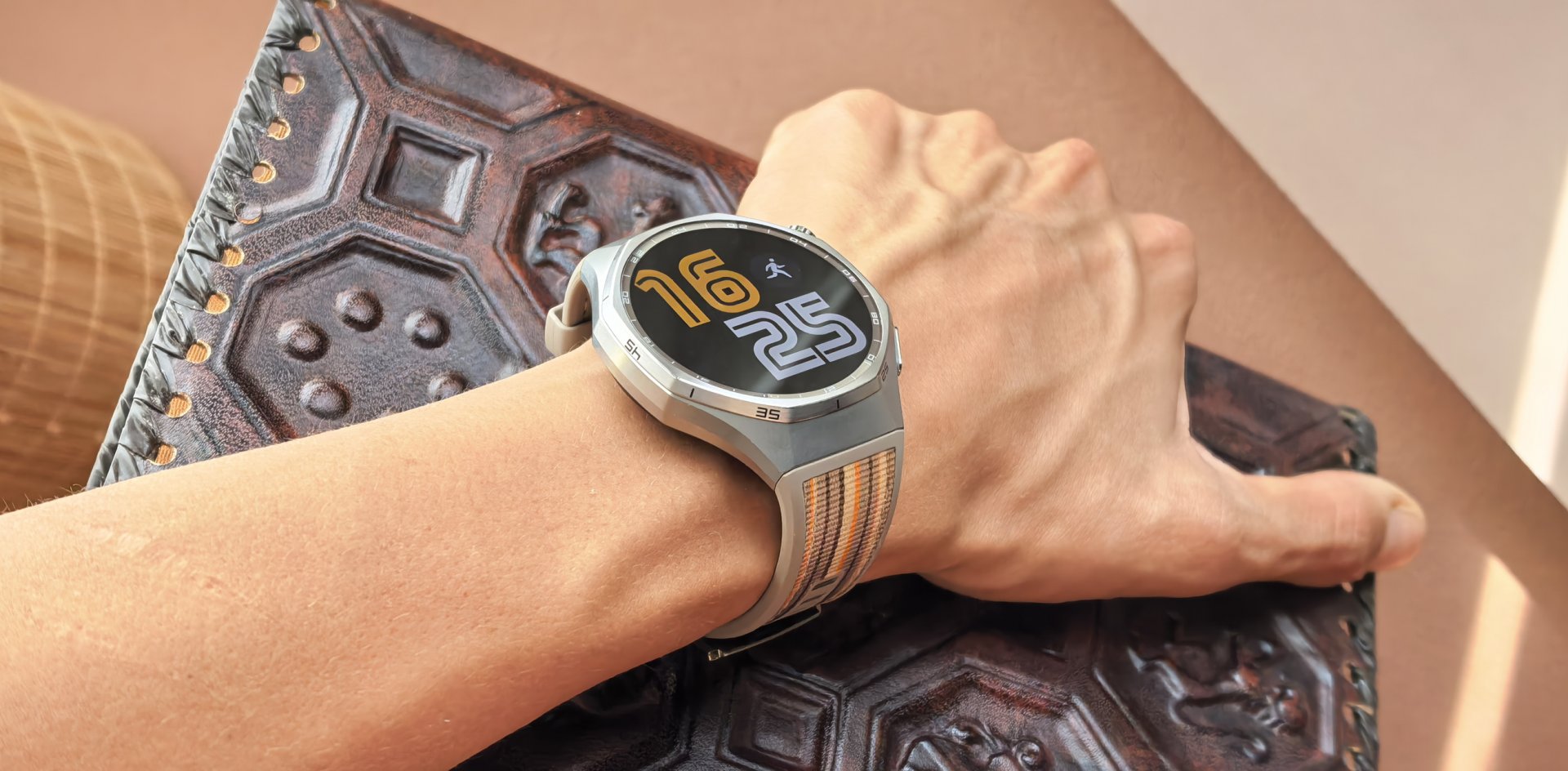 Huawei Watch 6 GT Pro