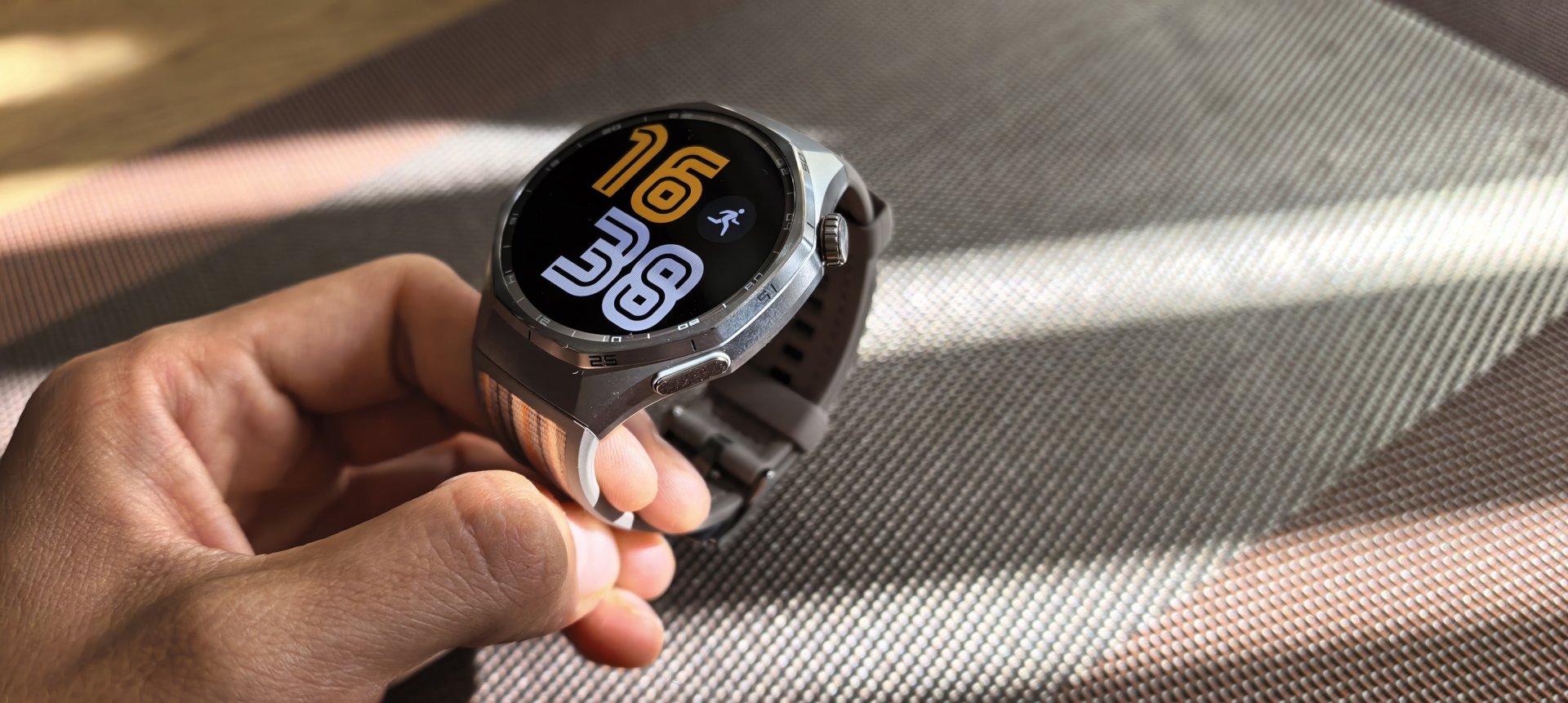 Huawei Watch 6 GT Pro