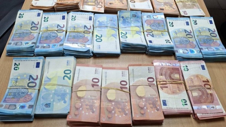 Недекларирани близо 100 хил. евро са задържани на граничния пункт "Капитан Андреево"
