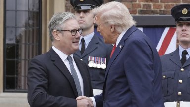 Американският президент Доналд Тръмп и британският премиер министър Киър Стармър подписаха