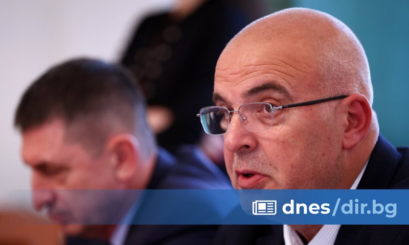 Управляващото мнозинство в парламента задвижи по най-бързия начин предложението председателите на