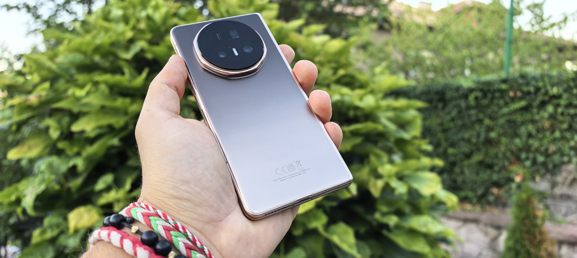 Honor Magic V5