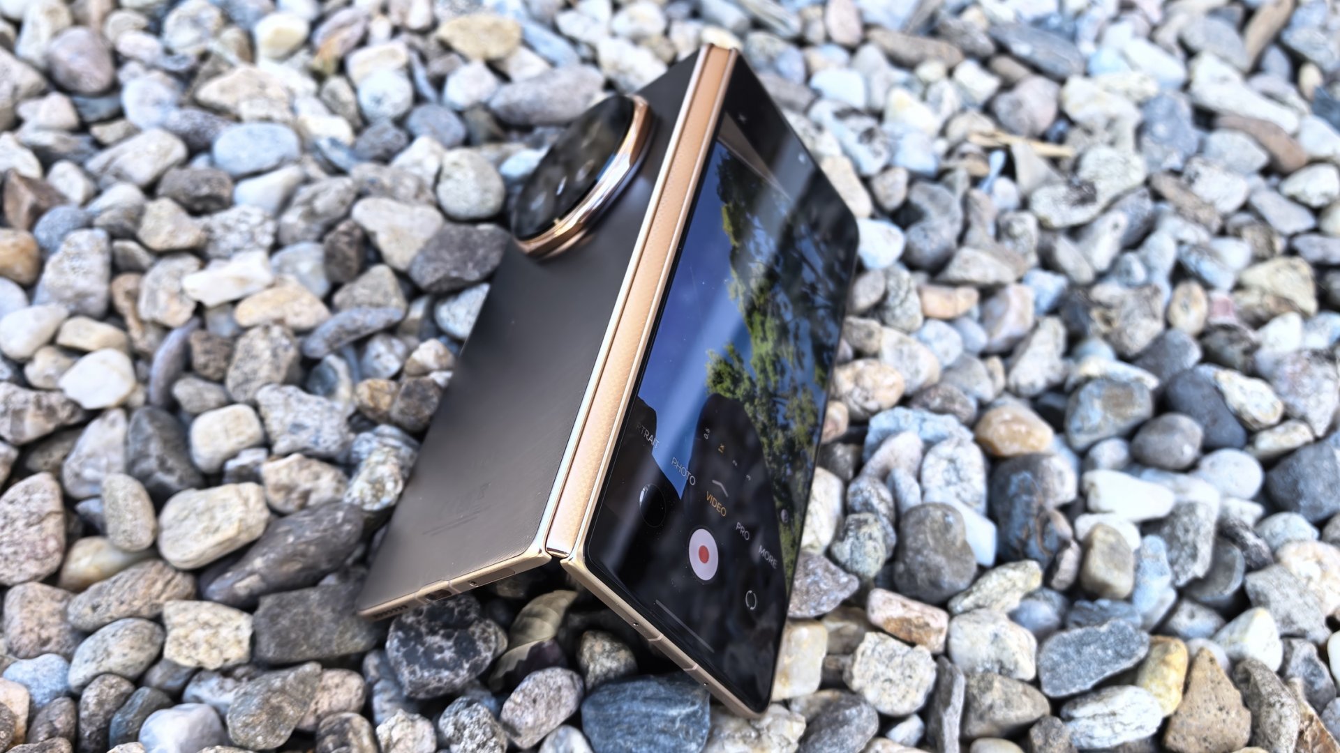 Honor Magic V5