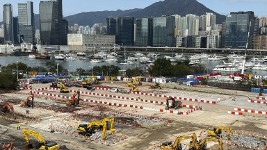 Хиляди души бяха от домовете си в Хонконг заради открита