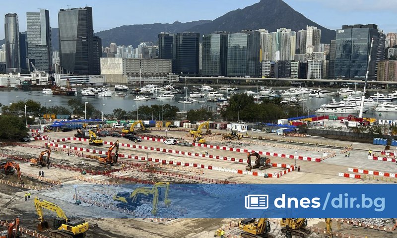 Хиляди души бяха от домовете си в Хонконг заради открита