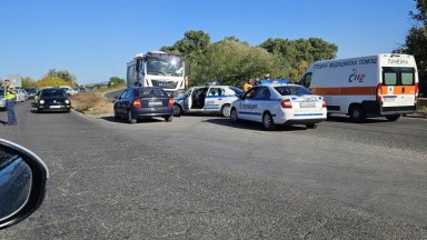 Тежка катастрофа е станала на булевард Драган Цанков в София