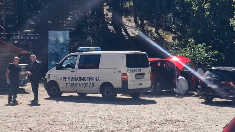 Над 7 часа продължи огледът на екопътека край Смолян, където откриха труп