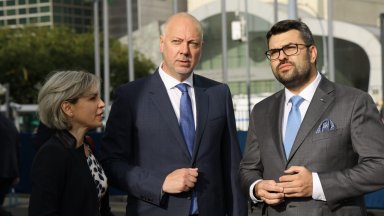 Министър председателят Росен Желязков и министърът на външните работи Георг Георгиев