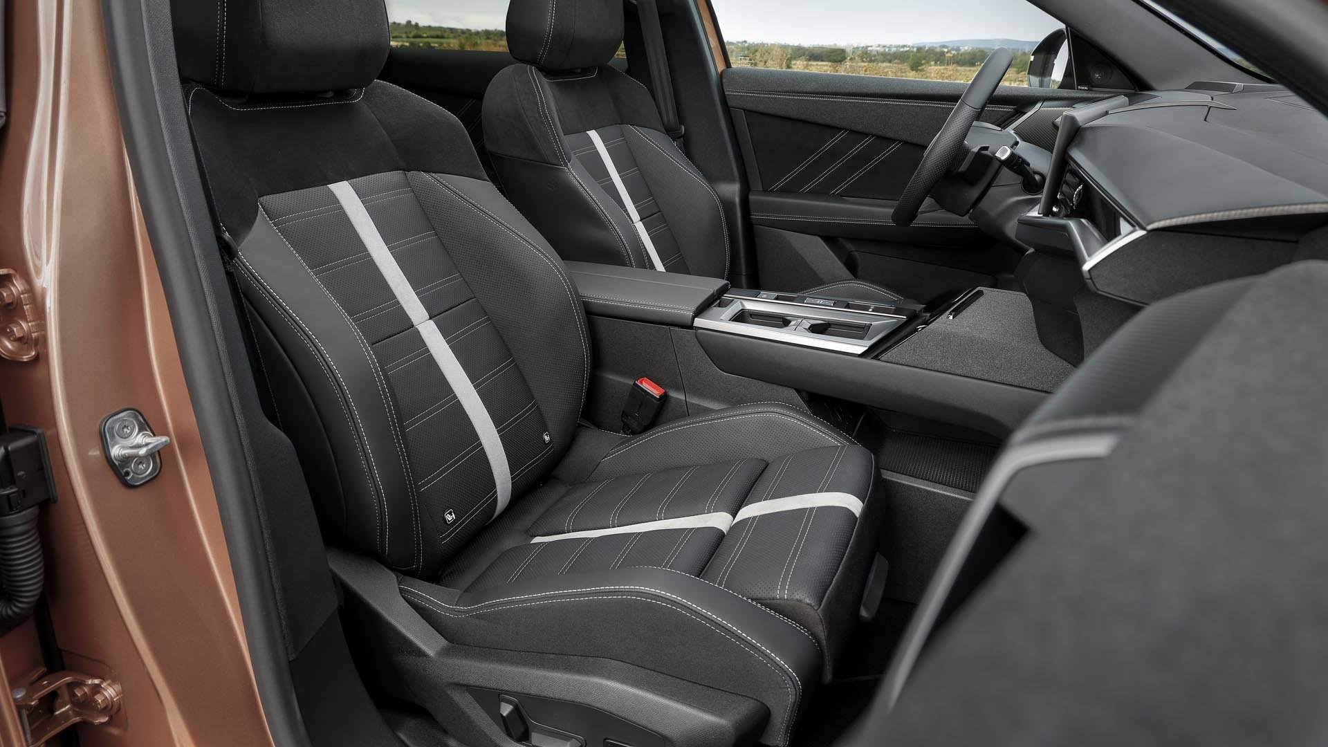 Ергономичните седалки в новия Opel Grandland