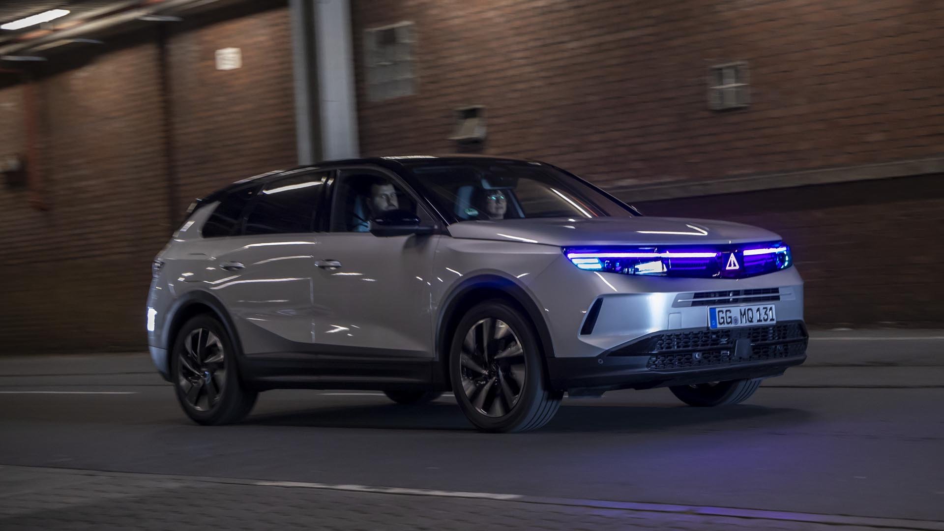 Opel Grandland 