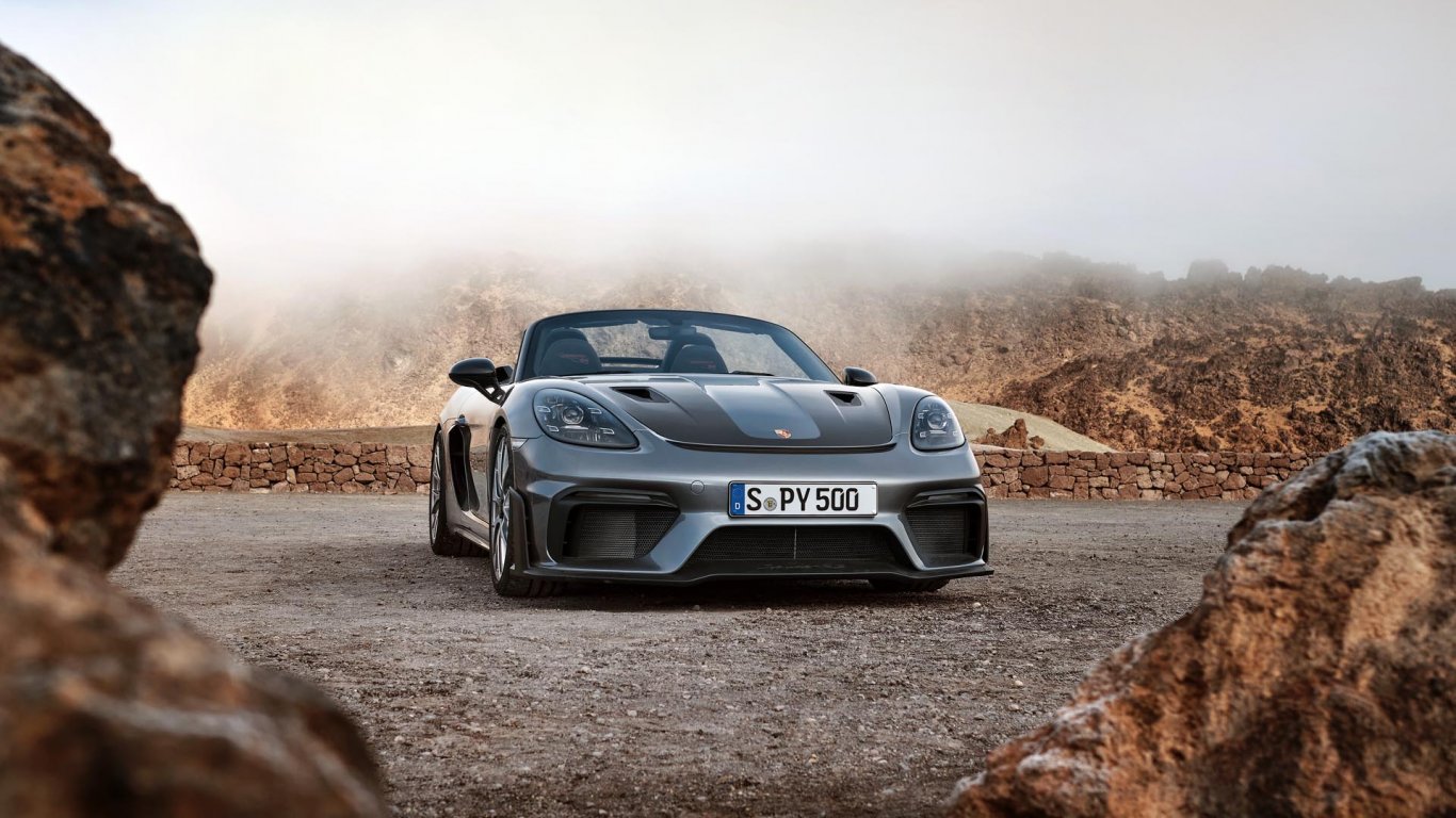 Новото Porsche 718 все пак ще има бензинови двигатели