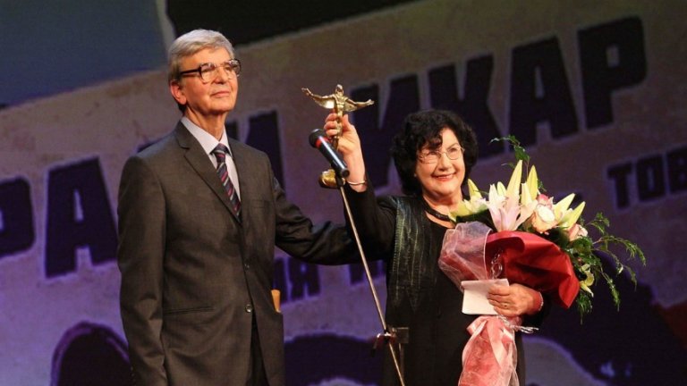 Народният театър чества 90 години от рождението на Васил Стойчев и Виолета Бахчеванова