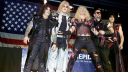 Twisted Sister ще разтърсят Долината на виното 