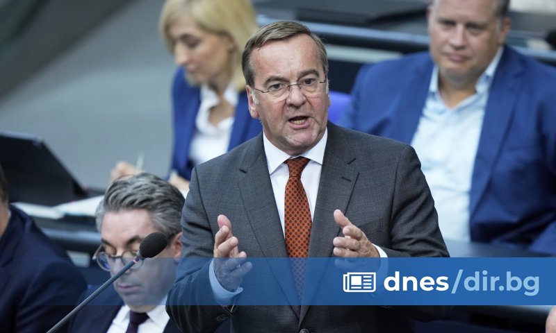 Руски изтребител е прелетял над германска военноморска фрегата в Балтийско