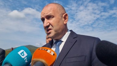 Важно е да изградим стена срещу покварата във властта символ