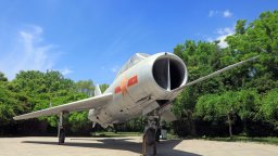 Китай превръща своите стари МиГ-19 в свръхзвукови дронове