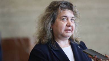 ПарламентътПлатиха предсрочно държавни субсидии на партиитеСоциолози прогнозират висока активност при