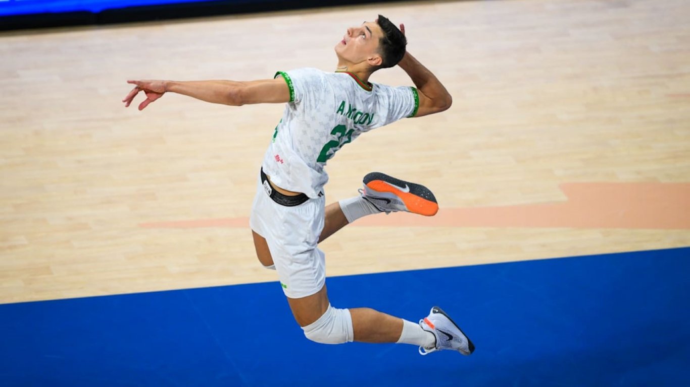 Александър Николов донесе важна победа на отбора си Модена в