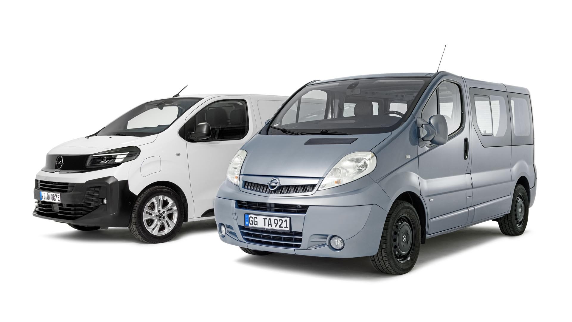 Opel Vivaro празнува 25-годишен юбилей