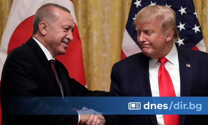 Американският президент Доналд Тръмп заяви, че може да премахне санкциите